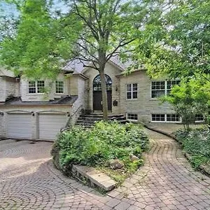 Guest house Don River - Boutique, Toronto